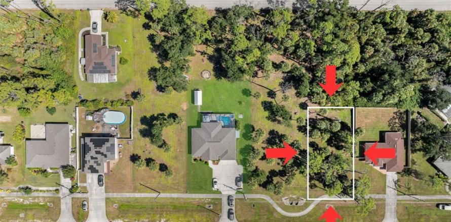 Land in Port Charlotte, Florida № 2159909