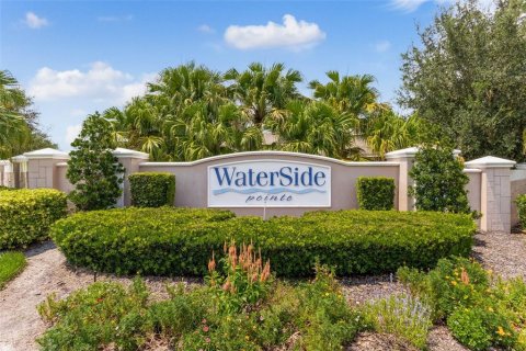 Casa en venta en Groveland, Florida, 4 dormitorios, 220.55 m2 № 2312692 - foto 5