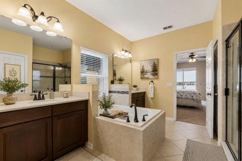 Casa en venta en Groveland, Florida, 4 dormitorios, 220.55 m2 № 2312692 - foto 27