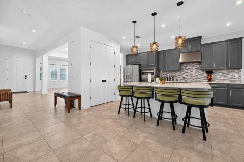 Villa ou maison à vendre à Kissimmee, Floride: 4 chambres, 319.21 m2 № 2342149 - photo 15