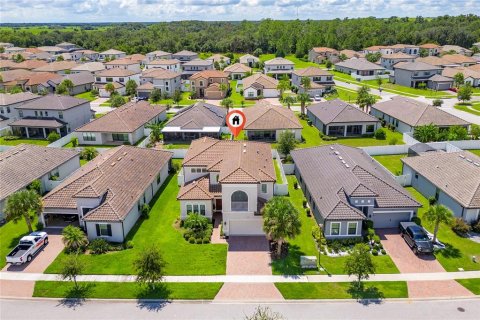 Villa ou maison à vendre à Kissimmee, Floride: 4 chambres, 319.21 m2 № 2342149 - photo 6