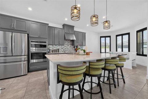 Villa ou maison à vendre à Kissimmee, Floride: 4 chambres, 319.21 m2 № 2342149 - photo 16