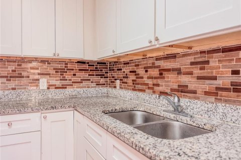 Condominio en venta en Orlando, Florida, 2 dormitorios, 108.23 m2 № 1853684 - foto 28