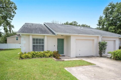 Duplex in Lakeland, Florida 2 bedrooms, 138.05 sq.m. № 1832727 - photo 29