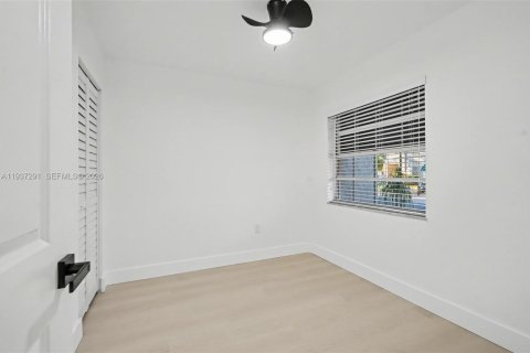 Touwnhouse à louer à Cooper City, Floride: 3 chambres, 120.96 m2 № 1995495 - photo 24