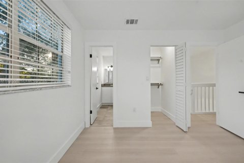 Touwnhouse à louer à Cooper City, Floride: 3 chambres, 120.96 m2 № 1995495 - photo 11