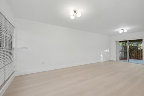 Touwnhouse à louer à Cooper City, Floride: 3 chambres, 120.96 m2 № 1995495 - photo 25