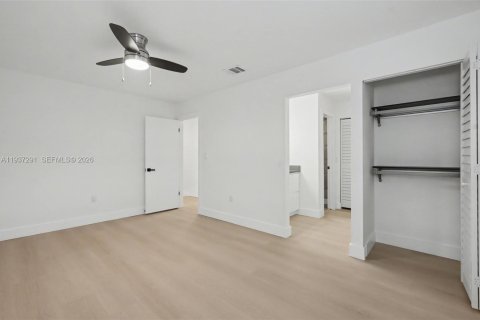 Touwnhouse à louer à Cooper City, Floride: 3 chambres, 120.96 m2 № 1995495 - photo 13