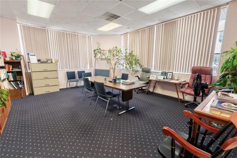 Propiedad comercial en venta en Lake Wales, Florida, 384.15 m2 № 2207898 - foto 19