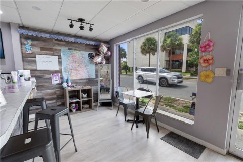 Propiedad comercial en venta en Lake Wales, Florida, 384.15 m2 № 2207898 - foto 9