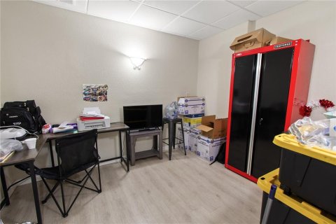 Propiedad comercial en venta en Lake Wales, Florida, 384.15 m2 № 2207898 - foto 12