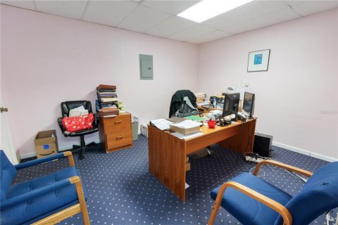Propiedad comercial en venta en Lake Wales, Florida, 384.15 m2 № 2207898 - foto 20