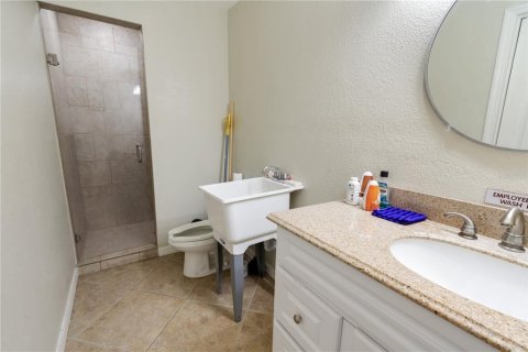Propiedad comercial en venta en Lake Wales, Florida, 384.15 m2 № 2207898 - foto 11