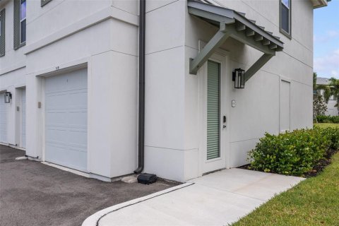 Townhouse in Nokomis, Florida 2 bedrooms, 119.29 sq.m. № 2196233 - photo 3