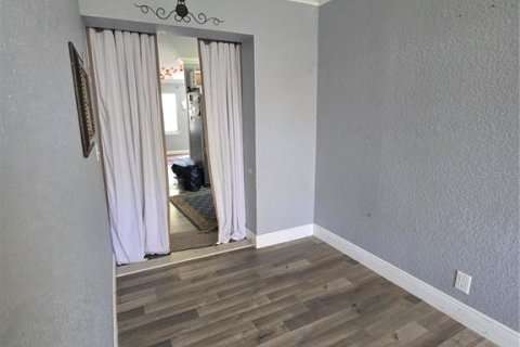 Villa ou maison à vendre à Winter Haven, Floride: 4 chambres, 158.21 m2 № 2239631 - photo 8