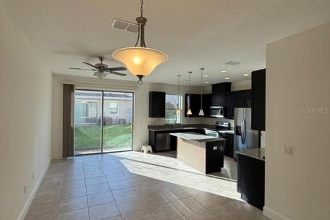 Touwnhouse à louer à Orlando, Floride: 3 chambres, 125.7 m2 № 2388953 - photo 5