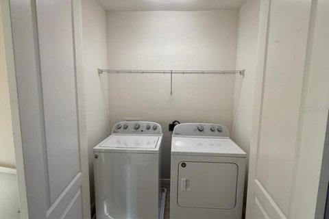 Touwnhouse à louer à Orlando, Floride: 3 chambres, 125.7 m2 № 2388953 - photo 27