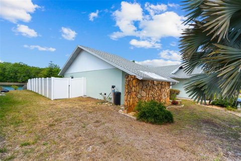 Casa en venta en Hudson, Florida, 3 dormitorios, 145.39 m2 № 2195586 - foto 2