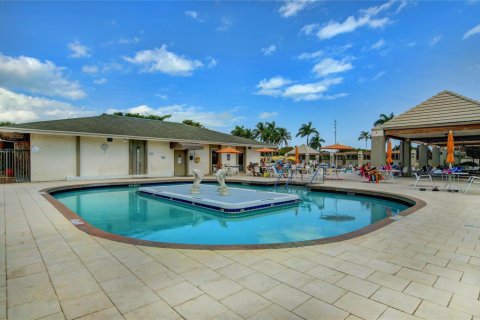 Condominio en venta en Coconut Creek, Florida, 1 dormitorio, 74.14 m2 № 2078266 - foto 25