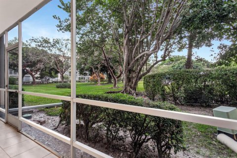 Condominio en venta en Coconut Creek, Florida, 1 dormitorio, 74.14 m2 № 2078266 - foto 10