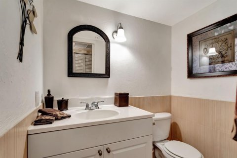 Condominio en venta en Coconut Creek, Florida, 1 dormitorio, 74.14 m2 № 2078266 - foto 6