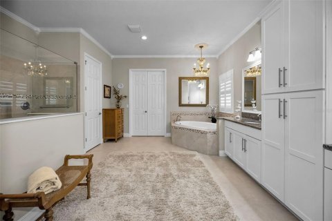 House in Palm Harbor, Florida 3 bedrooms, 241.82 sq.m. № 1857862 - photo 26