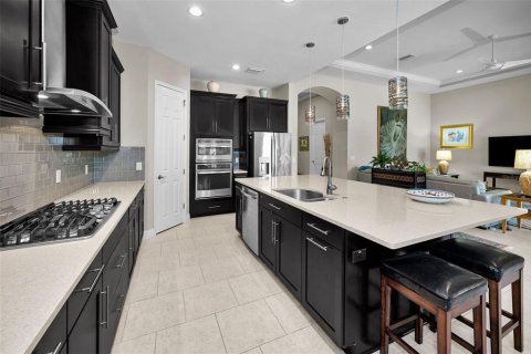 House in Palm Harbor, Florida 3 bedrooms, 241.82 sq.m. № 1857862 - photo 11