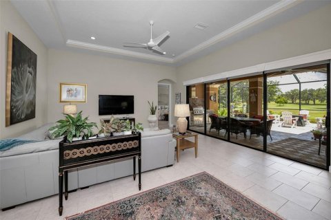 House in Palm Harbor, Florida 3 bedrooms, 241.82 sq.m. № 1857862 - photo 13