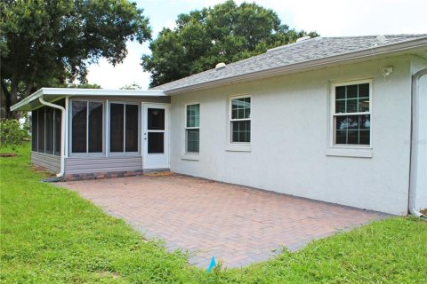 Villa ou maison à vendre à Lakeland, Floride: 2 chambres, 137.59 m2 № 2415063 - photo 28