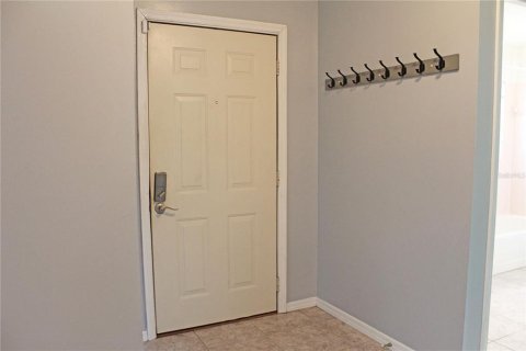 Villa ou maison à vendre à Lakeland, Floride: 2 chambres, 137.59 m2 № 2415063 - photo 4