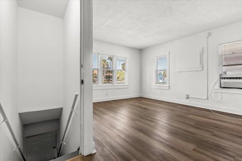 Apartamento en alquiler en Daytona Beach, Florida, 2 dormitorios, 70.51 m2 № 1842227 - foto 4