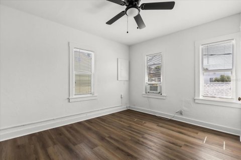 Apartamento en alquiler en Daytona Beach, Florida, 2 dormitorios, 70.51 m2 № 1842227 - foto 15