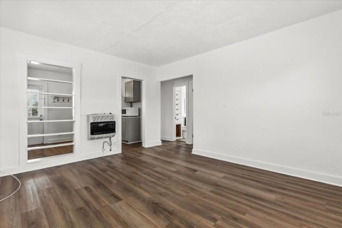 Apartamento en alquiler en Daytona Beach, Florida, 2 dormitorios, 70.51 m2 № 1842227 - foto 6