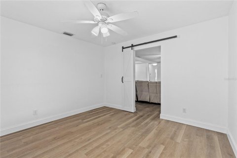 House in Port Orange, Florida 3 bedrooms, 158.96 sq.m. № 1673710 - photo 22