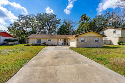 House in Port Orange, Florida 3 bedrooms, 158.96 sq.m. № 1673710 - photo 4