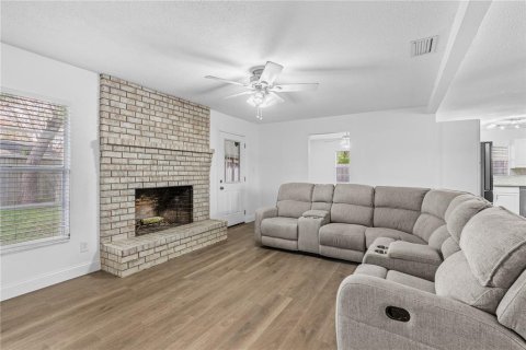 House in Port Orange, Florida 3 bedrooms, 158.96 sq.m. № 1673710 - photo 14