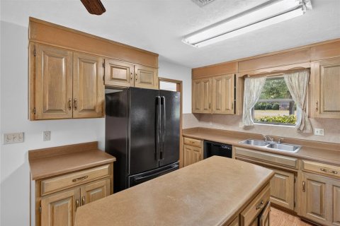 House in Starke, Florida 3 bedrooms, 211.26 sq.m. № 2291646 - photo 26