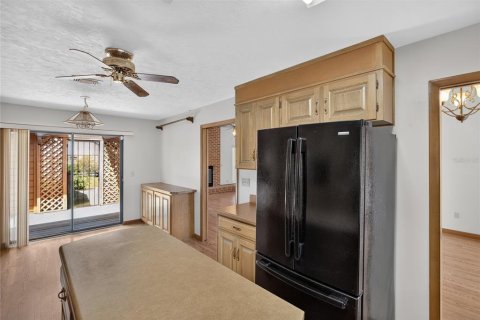 House in Starke, Florida 3 bedrooms, 211.26 sq.m. № 2291646 - photo 29