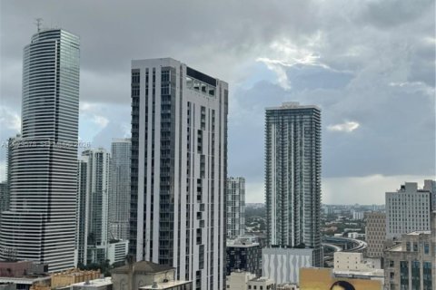 Condominio en venta en Miami, Florida, 1 dormitorio, 65.03 m2 № 2145783 - foto 17