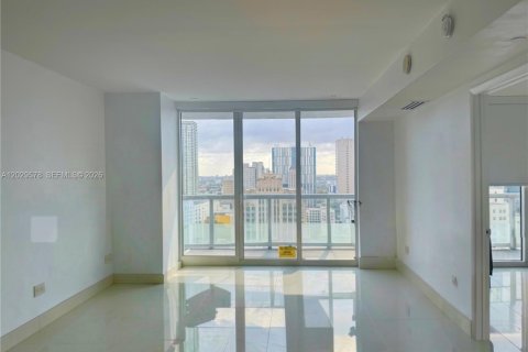 Condominio en venta en Miami, Florida, 1 dormitorio, 65.03 m2 № 2145783 - foto 4
