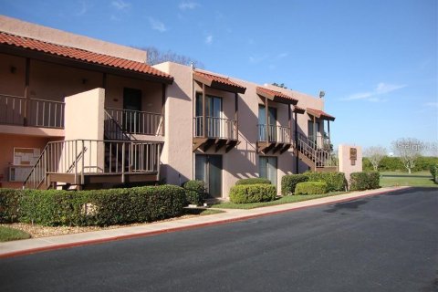 Condo in Lake Wales, Florida, 2 bedrooms № 2166328 - photo 7