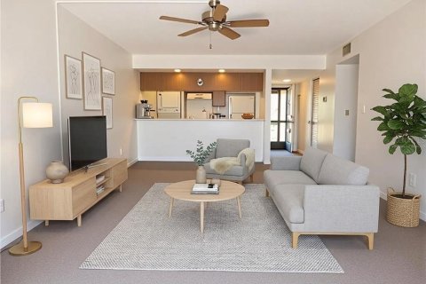 Condo in Lake Wales, Florida, 2 bedrooms № 2166328 - photo 4