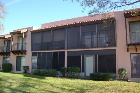 Condo in Lake Wales, Florida, 2 bedrooms № 2166328 - photo 2
