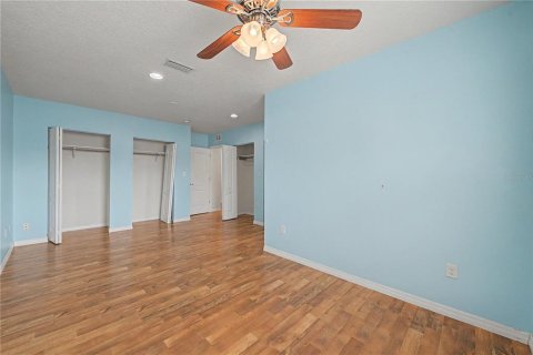 Adosado en venta en Tampa, Florida, 3 dormitorios, 158.86 m2 № 2258746 - foto 19