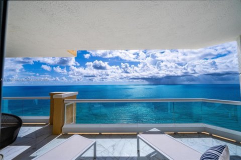 Condo à Sunny Isles Beach, Floride, 3 chambres  № 2253809