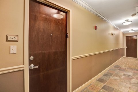 Condo in Fort Lauderdale, Florida, 3 bedrooms  № 2189780 - photo 4