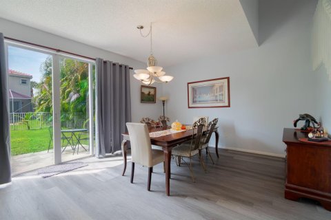 Casa en venta en Wellington, Florida, 5 dormitorios, 268.3 m2 № 2383290 - foto 10
