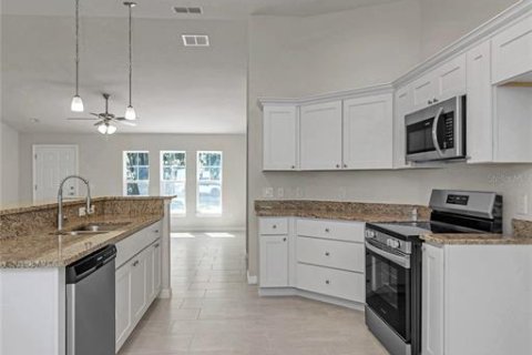 House in Summerfield, Florida 3 bedrooms, 156.91 sq.m. № 2098459 - photo 20