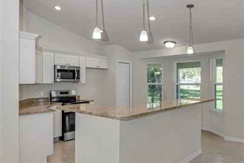 House in Summerfield, Florida 3 bedrooms, 156.91 sq.m. № 2098459 - photo 13