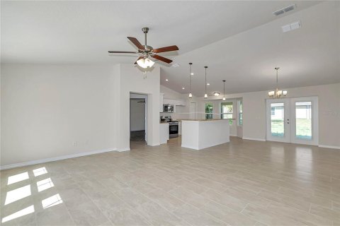 House in Summerfield, Florida 3 bedrooms, 156.91 sq.m. № 2098459 - photo 8